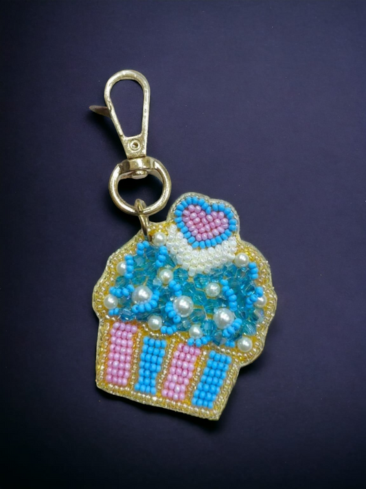 A Vdesi bag charm which will add fun to your everyday look. 